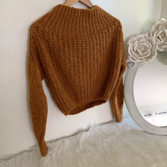 Burnt Orange Cropped Knit Sweater - Picture 7 of 7